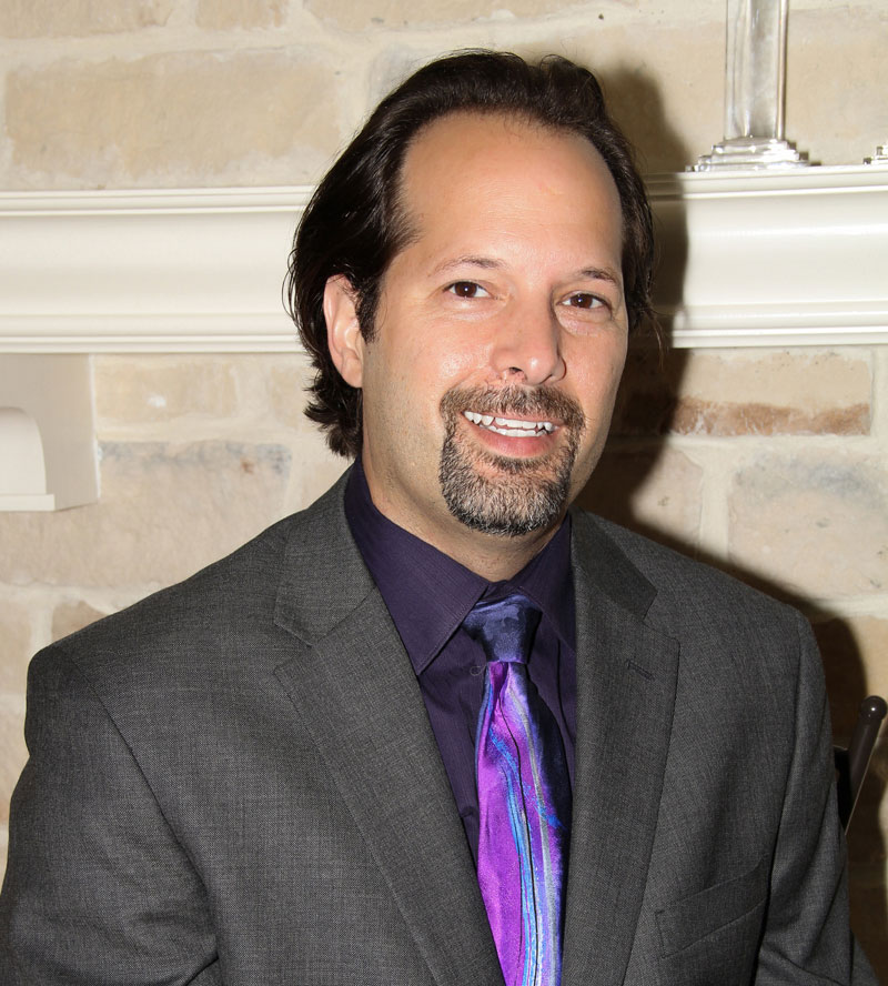 Build Expo Educator Luis Cortes